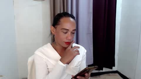 Snapshot of transeugene1990 chatting on May 19, 5:47 am transeugene1990 online show from May 19, 5:47 am