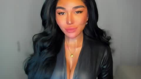 Snapshot of transnextdoor_ chatting on January 25, 6:35 pm ALMIGHTY GODDESS VALENTINA online show from January 25, 6:35 pm