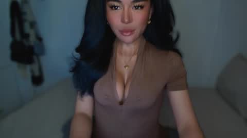 Snapshot of transnextdoor_ chatting on February 27, 6:18 am ALMIGHTY GODDESS VALENTINA online show from February 27, 6:18 am