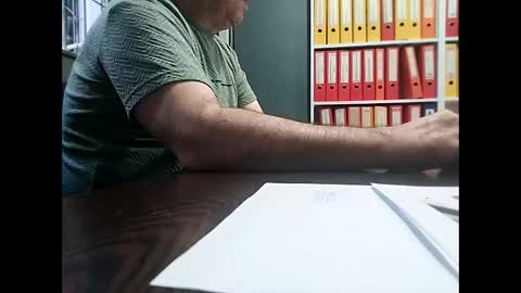 Snapshot of trapper727272 chatting on March 12, 9:44 am Big Head Cock online show from March 12, 9:44 am