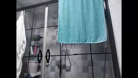 Snapshot of trapper727272 chatting on September 22, 4:47 am Big Head Cock online show from September 22, 4:47 am