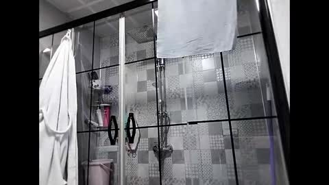 Snapshot of trapper727272 chatting on January 7, 5:54 am Big Head Cock online show from January 7, 5:54 am