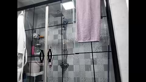 Snapshot of trapper727272 chatting on February 16, 5:47 am Big Head Cock online show from February 16, 5:47 am