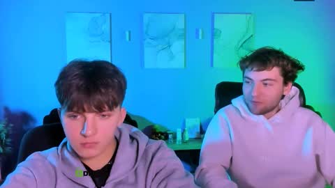 Travis online show from February 25, 10:03 am