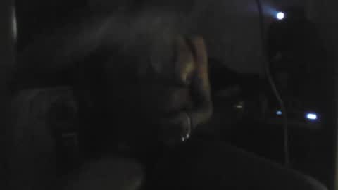 Snapshot of tray713152 chatting on May 24, 6:24 pm 10Thickness online show from May 24, 6:24 pm