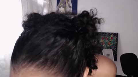 Emily online show from April 18, 7:29 pm