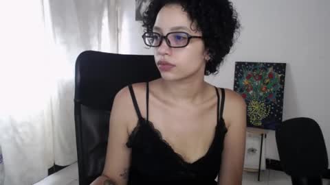 Snapshot of treasuresz chatting on April 30, 6:58 pm Emily online show from April 30, 6:58 pm