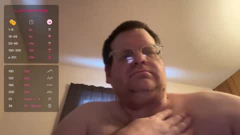 Treat Bob Nice online show from December 19, 3:19 pm