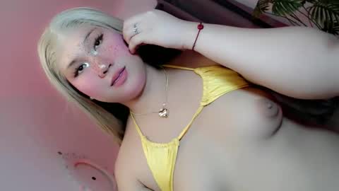 YOUR SLUT online show from November 22, 5:50 am