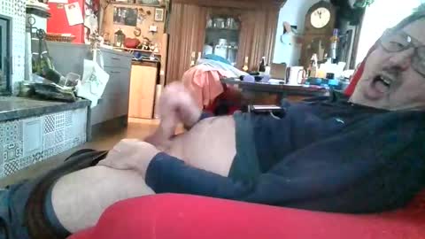 trebgeis1 online show from January 17, 1:05 pm