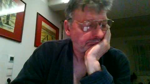 trebgeis1 online show from April 3, 3:15 am