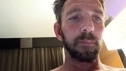 treedude303720 online show from October 15, 2:55 am