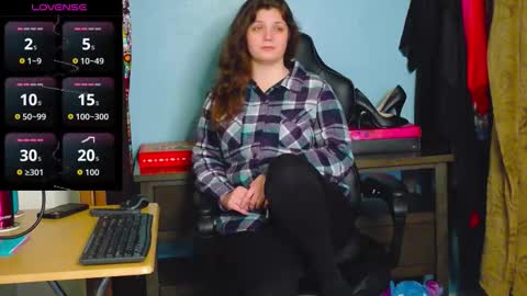 TreeJeanne online show from December 13, 7:53 pm