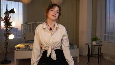 Hello im Rose 3 online show from April 12, 3:06 pm