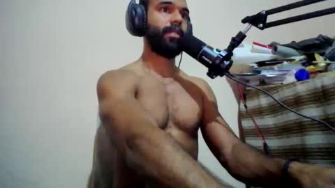 Snapshot of trek320rr chatting on March 9, 7:23 am TREK320RR online show from March 9, 7:23 am