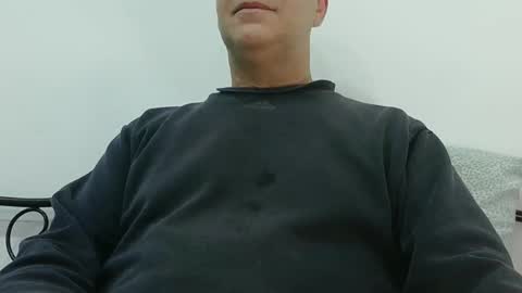 Snapshot of trevido4u chatting on February 2, 3:49 am trevido4u online show from February 2, 3:49 am