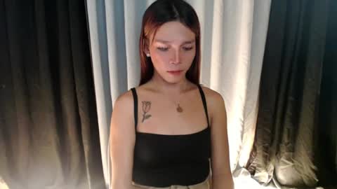 Snapshot of trexie215765 chatting on July 4, 6:25 pm trexie215765 online show from July 4, 6:25 pm