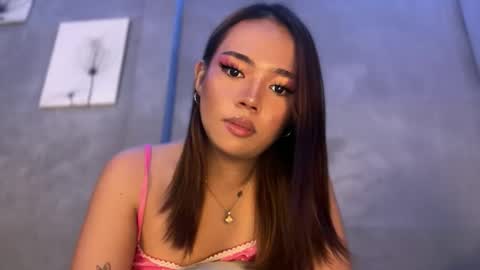 trexie_fucks15 online show from May 25, 5:52 pm