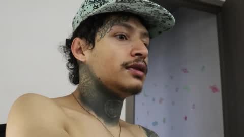 - trieone online show from November 2, 10:34 pm