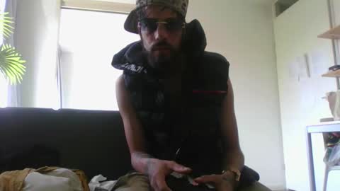 Snapshot of triestjoe chatting on May 30, 2:47 pm triestjoe online show from May 30, 2:47 pm