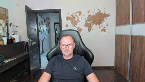 triglav2125 online show from October 22, 7:41 am
