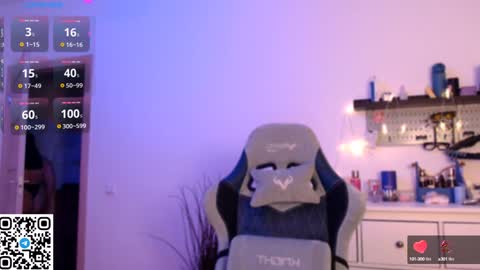 Tina online show from December 6, 9:13 pm