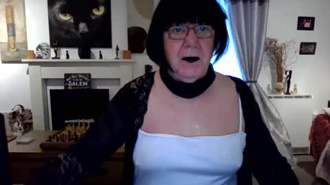 trinity1011 online show from March 7, 8:22 am