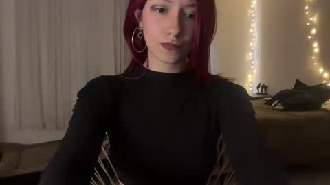Snapshot of trinitysecrets chatting on May 25, 8:37 pm trinitysecrets online show from May 25, 8:37 pm