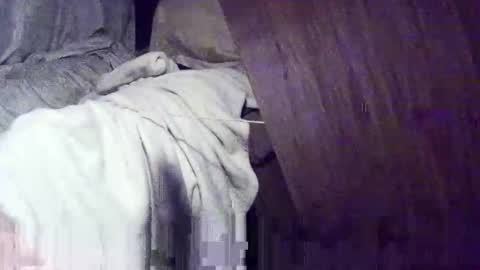 Snapshot of tripppl3thick chatting on October 27, 2:21 pm tripppl3thick online show from October 27, 2:21 pm