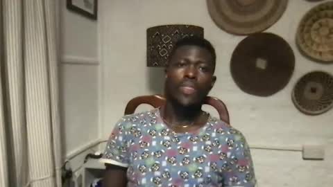 Trisboo5 online show from December 15, 8:36 pm