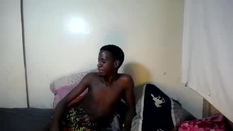 Trisboo5 online show from January 14, 7:32 pm