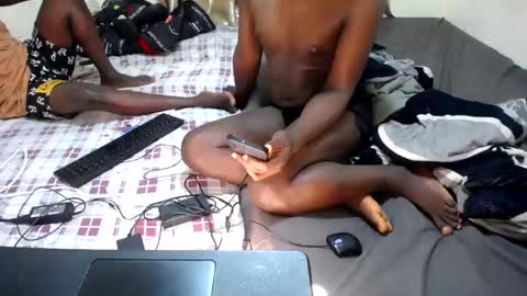 Trisboo5 online show from February 26, 2:57 pm