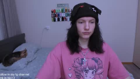 Snapshot of trishxl chatting on December 17, 7:20 pm Max online show from December 17, 7:20 pm