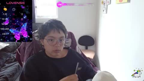 Snapshot of trixie_tangg chatting on November 16, 6:02 pm Kitty online show from November 16, 6:02 pm