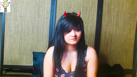 trixiedoescamcam online show from February 11, 1:54 am