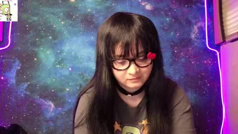 trixiedoescamcam online show from April 20, 10:55 pm