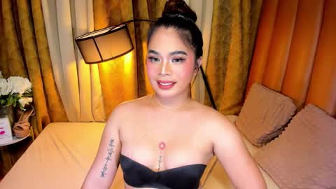 TRIXIE online show from March 7, 8:55 am