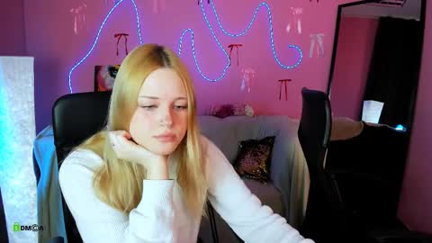 Trixy online show from April 10, 12:21 pm