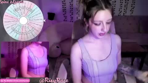 Snapshot of trixyrose chatting on July 21, 5:43 am RixyRose online show from July 21, 5:43 am