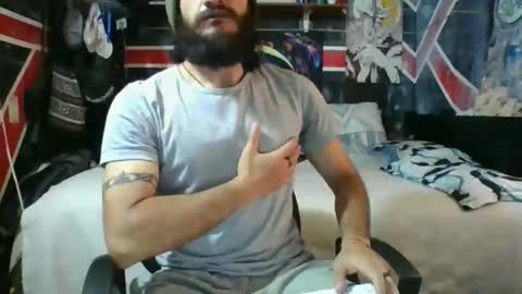 Snapshot of trizquelmen chatting on May 6, 5:29 pm Andrew online show from May 6, 5:29 pm