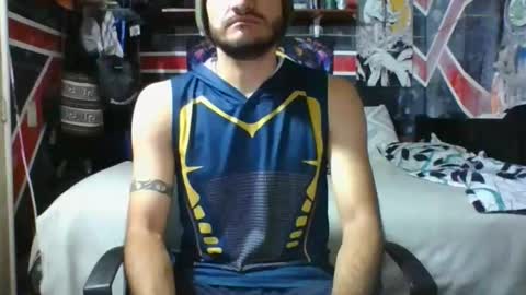 Snapshot of trizquelmen chatting on May 10, 11:32 pm Andrew online show from May 10, 11:32 pm
