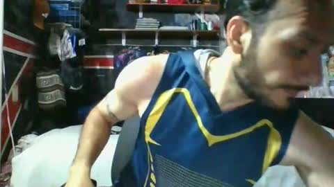 Snapshot of trizquelmen chatting on May 16, 11:36 pm Andrew online show from May 16, 11:36 pm