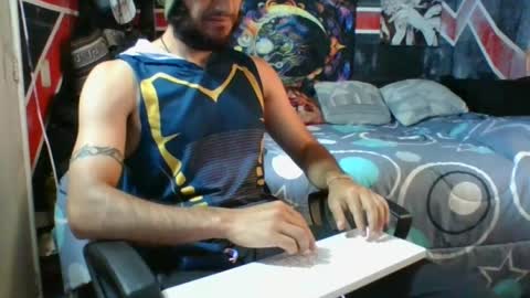 Snapshot of trizquelmen chatting on July 21, 8:55 pm Andrew online show from July 21, 8:55 pm