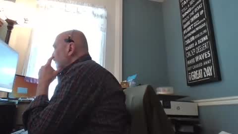 Snapshot of trodgers136 chatting on February 19, 4:00 pm TRodgers online show from February 19, 4:00 pm