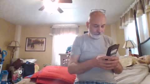 Snapshot of trodgers136 chatting on March 8, 6:47 pm TRodgers online show from March 8, 6:47 pm