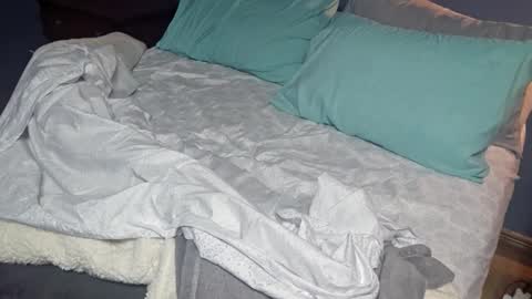 trojanswingers online show from March 9, 3:43 am