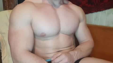 Snapshot of troncq chatting on February 11, 3:18 pm Troncq online show from February 11, 3:18 pm