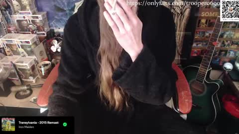 trooper0690 online show from March 31, 1:11 pm