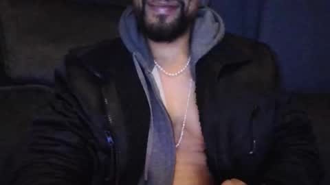 Snapshot of tropppel888 chatting on December 3, 6:39 pm Open minded - Hetro - Male online show from December 3, 6:39 pm