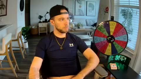 Snapshot of troy_greenxo chatting on July 11, 9:49 pm Troy Green online show from July 11, 9:49 pm